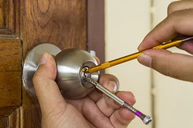 Sherwood Locksmith Service Sherwood, OR 503-433-9152 Sherwood Locksmith Service Sherwood, OR 503-433-9152 - 4a-lock-opening